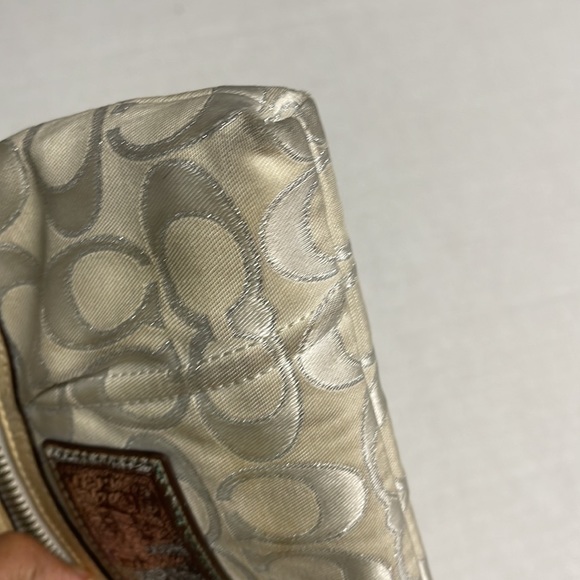 Vintage Coach poppy collection wristlet - Picture 9 of 13